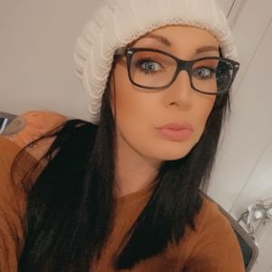 Meet your Posher, Posh